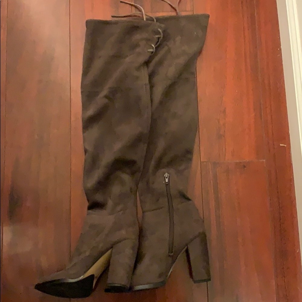 Brown Vince Camuto Over the knee boots
